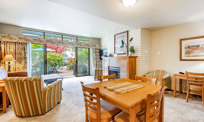Birch Bay Condo | JL 305: Peaceful yet centrally located 2 bedroom, in the heart of Birch Bay.