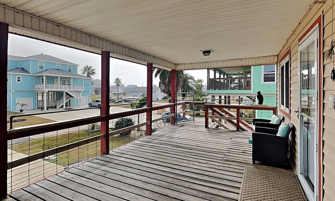Jamaica Beach House | John Silver Cottage | Across from the Beach!