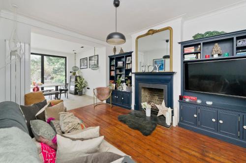 Chiswick Apartment | Joie de Vivre