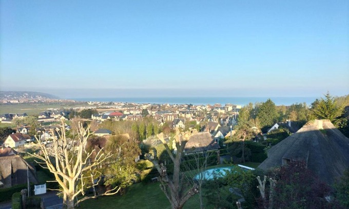 Blonville-sur-Mer Apartment | Joli studio neuf vue mer proche Deauville