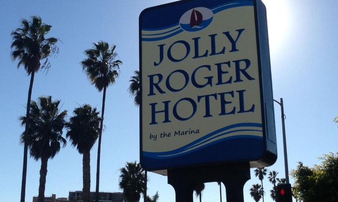 Marina del Rey Hotel | Jolly Roger Hotel