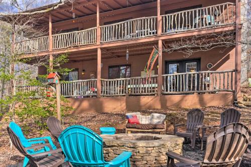 Franklin House | Joshuas Lodge with Hot Tub and Mountain Views!