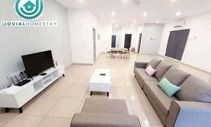 Central Seberang Perai House | JOVIAL COZY&STYLISH 2STORYHOUSE 4ROOM@BMJURU