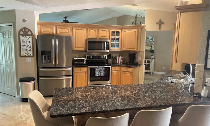 Rural Estates House | "Joyful Memories" .Beautiful 4/2 Pool Home, Country Setting, Yet Close To All!