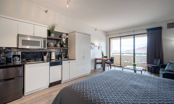 Lake Las Vegas Apartment | Jr. Suite on top floor with Lake views & access!