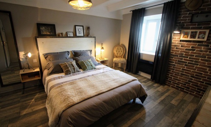 Saulxures-sur-Moselotte Bed & Breakfast | Jules Verne - Charming double guest room