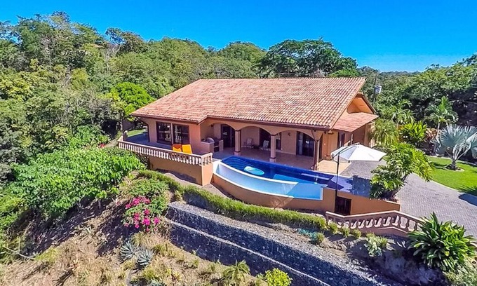 El Ocotal House | Jungle and Ocean Paradise, Infinity Pool, 4BR/3BA - Private location!