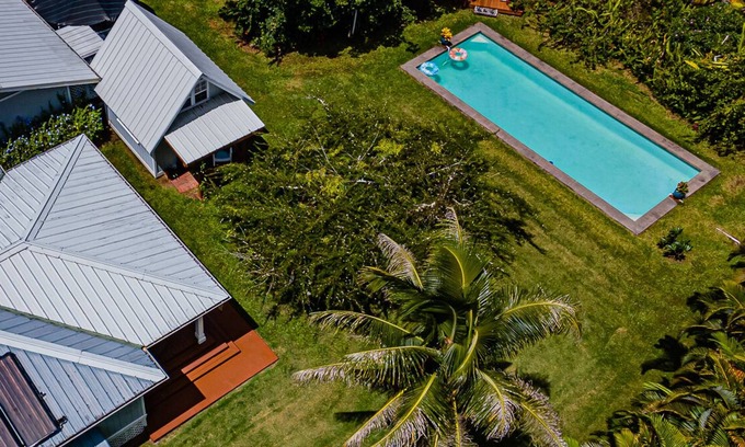 Keaau House | Jungle Estate - 3 Cottages, 1.5 Acres and a POOL Sleeps 9