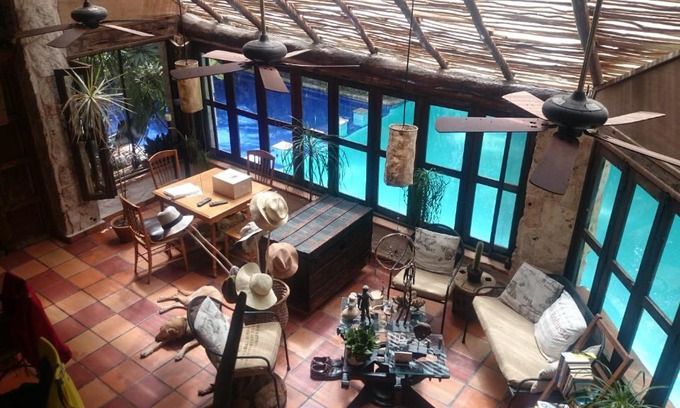 Alfredo V. Bonfil House | Jungle Lodge CANCUN AEROPUERTO