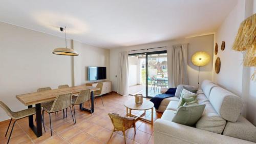El Perello House | Juniper