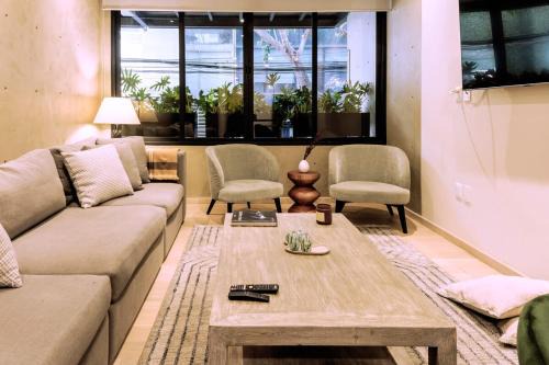 Colonia Cuauhtemoc Apartment | Junto a embajada de USA!
