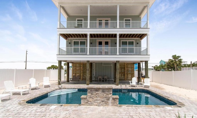 Navarre Beach House | Just Peachy