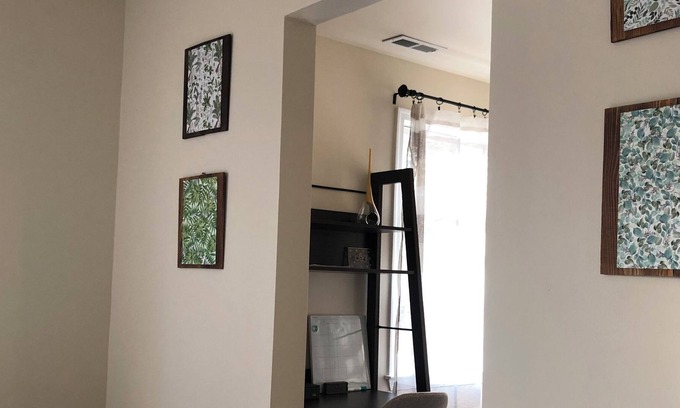 Fredericksburg House | Just refurbished clean comfortable, close to downtown, MWH and Central Park