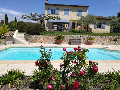 Les Baraques Villa | Jylloue, Villa avec piscine privée à MOUGINS, proche ROYAL MOUGINS GOLF AND SPA