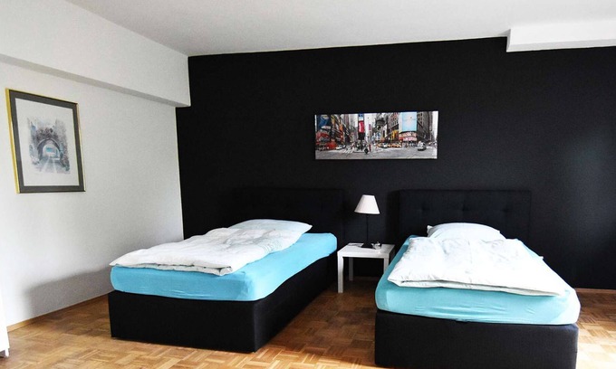 Altstadt-Nord Apartment | K19e City Apartment on Friesenplatz in Cologne for 6 people including free WiFi