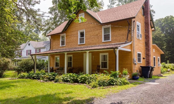Palenville House | Kaaterskill Ski Luxury Historic Home on the Stream