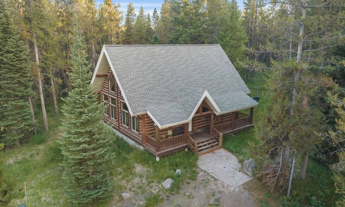 Island Park House | KABINO: NEW! Hot Tub Fire Pit Trails 45 to Yellowstone