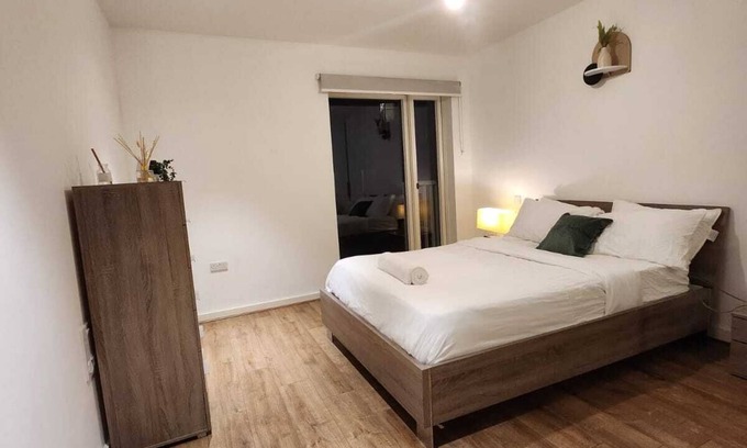 Canning Town North Apartment | Kaf Luxury 1 Apartment in Canning Town London