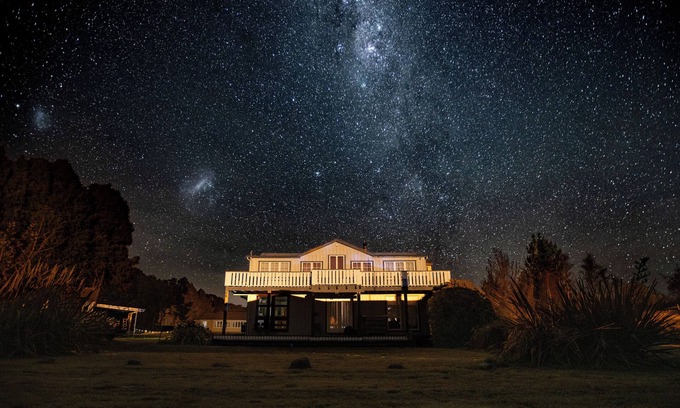 Rangataua Cabin | Kaha Lodge | Family Style Escape Near Mt. Ruapehu | Sleeps up to 20