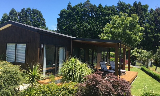 Katikati House | Kaimai Range Country Getaway