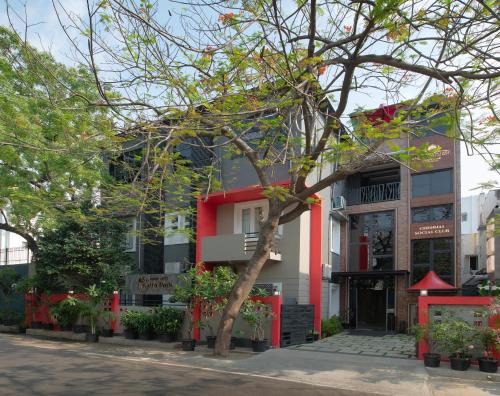 Mylapore Tiruvallikk Hotel | Kaira Park
