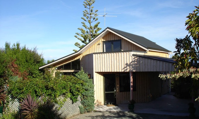 Ngaio Bay Ski Chalet | Kaiteriteri Beach Chalet - Abel Tasman on the doorstep