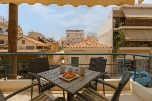 Kalamata Apartment | Kalamata City Nest - Ypapanti Cozy & Bright Getaway