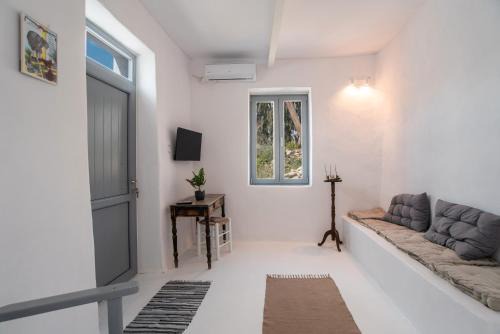 Marpissa House | Kalesma Marpissa