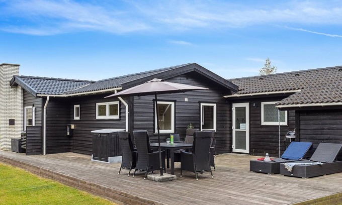 Bøtø By House | "Kalevi" - 900m from the sea by Interhome