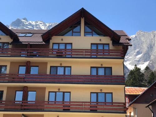 Busteni Apartment | Kalinderu ADET ,lângă pârtie