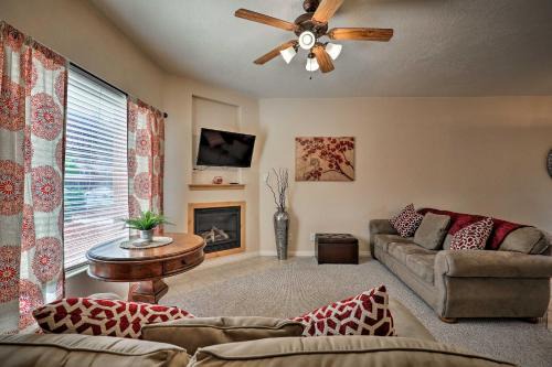 Kanab Apartment | Kanab Condo with Pool and Patio, 30 Mi to Zion NP