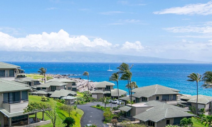 Napili Condo | Kapalua Bay Villa 14B1 ~ 1bd Coastal Vibes with Ocean View
