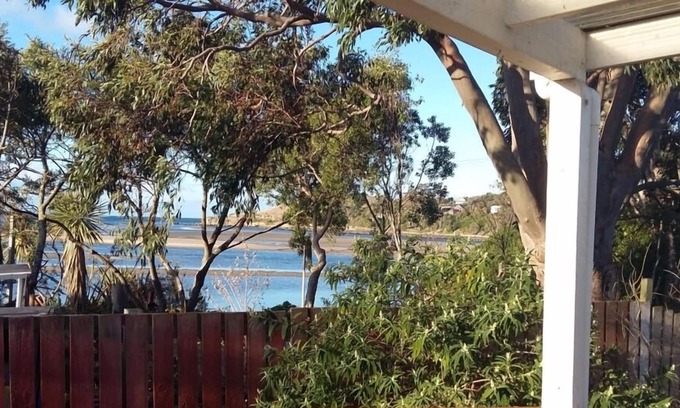 Karitane House | Karitane Paradise with views of estuary