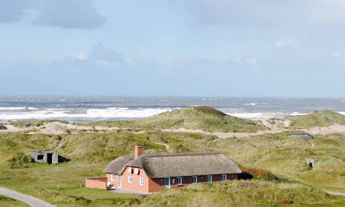 Houvig House | "Karlina" - 100m from the sea by Interhome