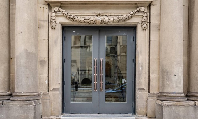 East Liberty Apartment | Kasa Family Space Historic Ymca The Maverick