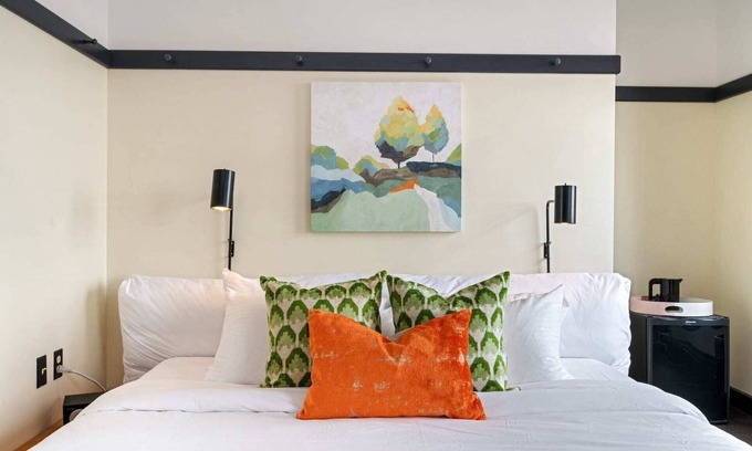 East Liberty Apartment | Kasa | Uniquely Designed Studio, Bakery Square | The Maverick