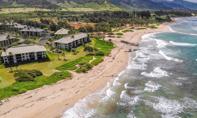 Hanamaulu Condo | Kauai Beach Villas Walk to Beach, Access Kauai Beach Resort pools, FREE PARKING