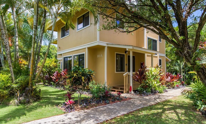 Princeville House | KAUAI GOOD VIBES 3BD, Air Conditioning, 2 baths, Outdoor shower, beach trail