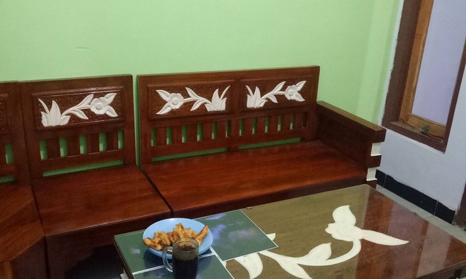 Tamansuruh House | Kawah Ijen Guest House