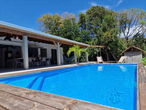 Capesterre-de-Marie-Galante Villa | Kazacactus-villa 3 chambres piscine Marie-Galante