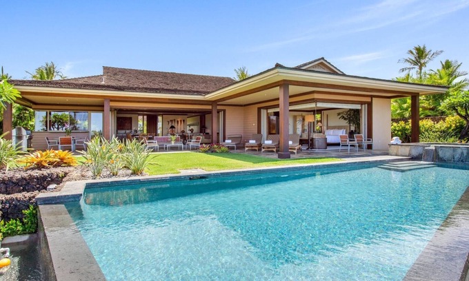 Kaupulehu House | Ke Alaula Hale 7 – Private & Secluded | Onsite Staff & Daily Housekeeping