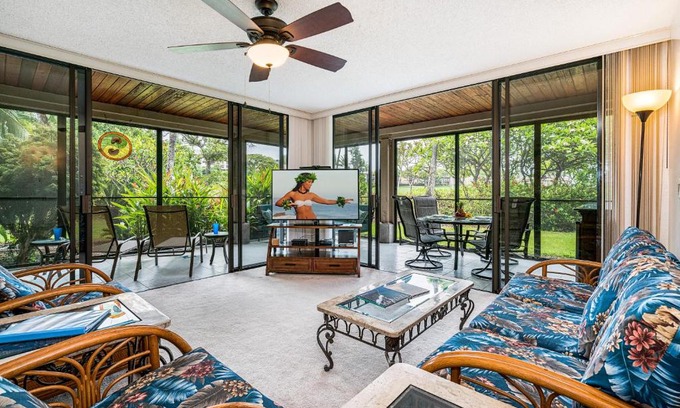 Kahaluu Bay House | Keauhou Kona Surf & Racquet Club #6-104
