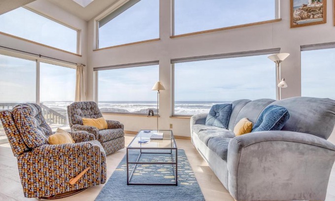 Yachats House | Kellys Cove