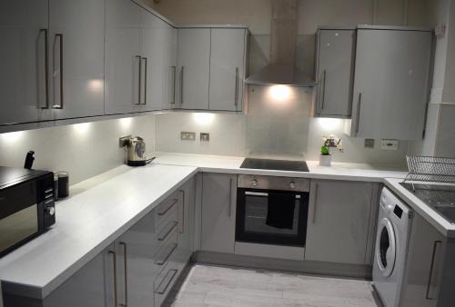 Larbert Apartment | Kelpies Serviced Apartments- Russell