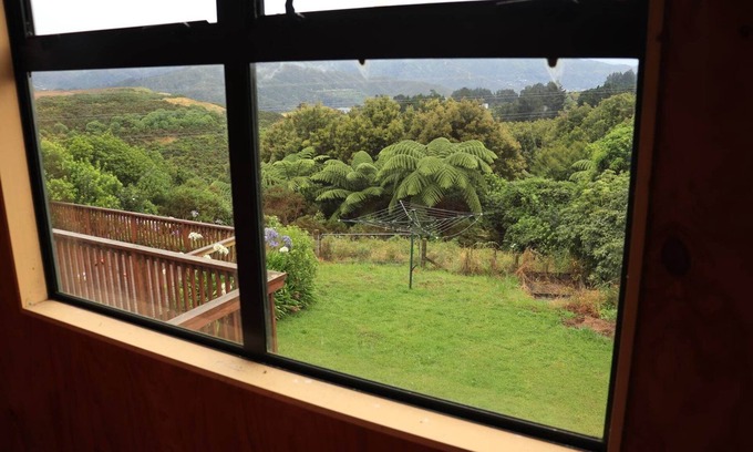 Lower Hutt Apartment | Kelson Getaway
