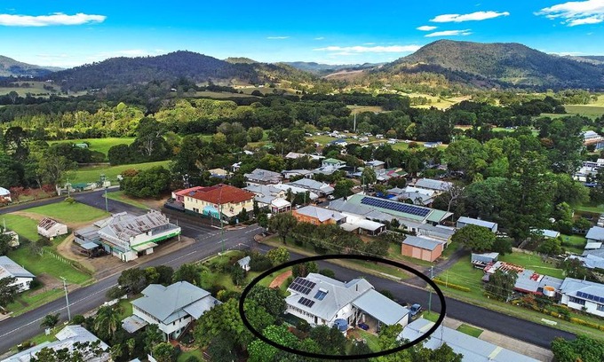 Kenilworth House | Kenilworth House offering 2 Suites