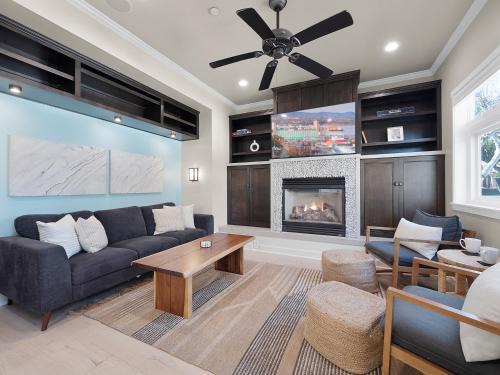 Mission Beach House | Kennebeck Oasis - Private Patio, Steps 2 Sand & AC