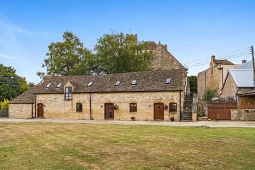 King's Stanley House | Kestrel Barn