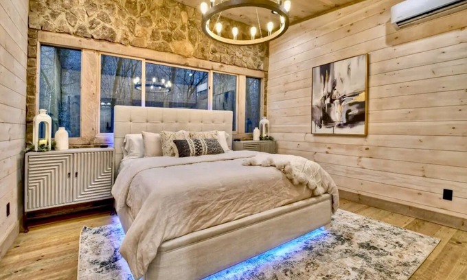 Blue Ridge Cabin | Keturah's Creek - Luxury Couples Tiny Cabin - 8 acres