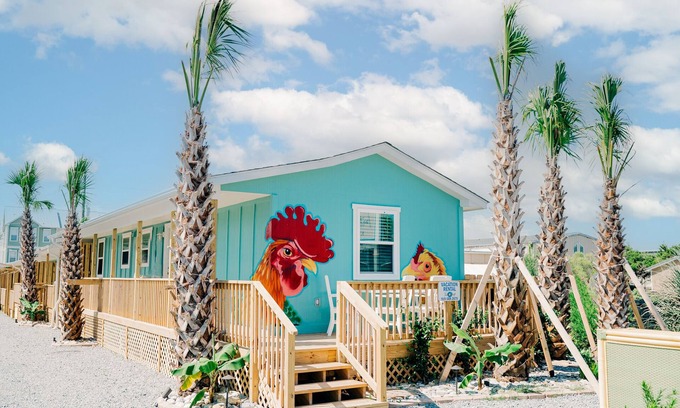 Surf City Apartment | Key West 8- Beach Access - Dog Friendly - Bikes - Grill
